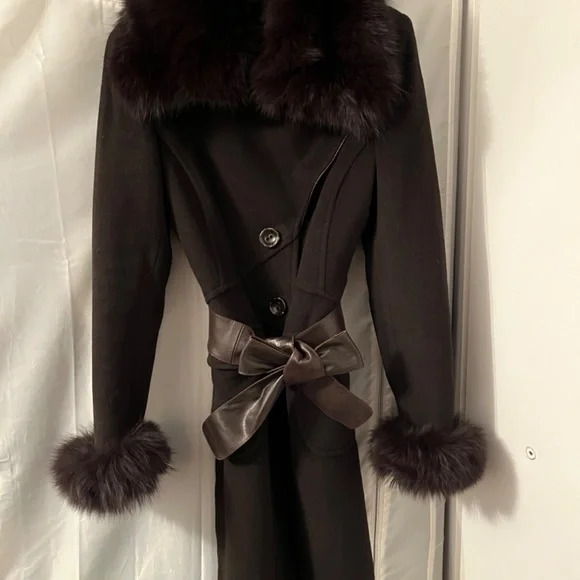 Women’s RUDSAK coat - Picture 2 of 5